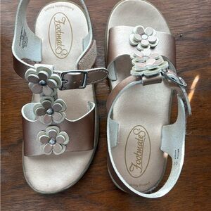FootMates Kids Sandals - Soft Gold Metallic with Floral Accents